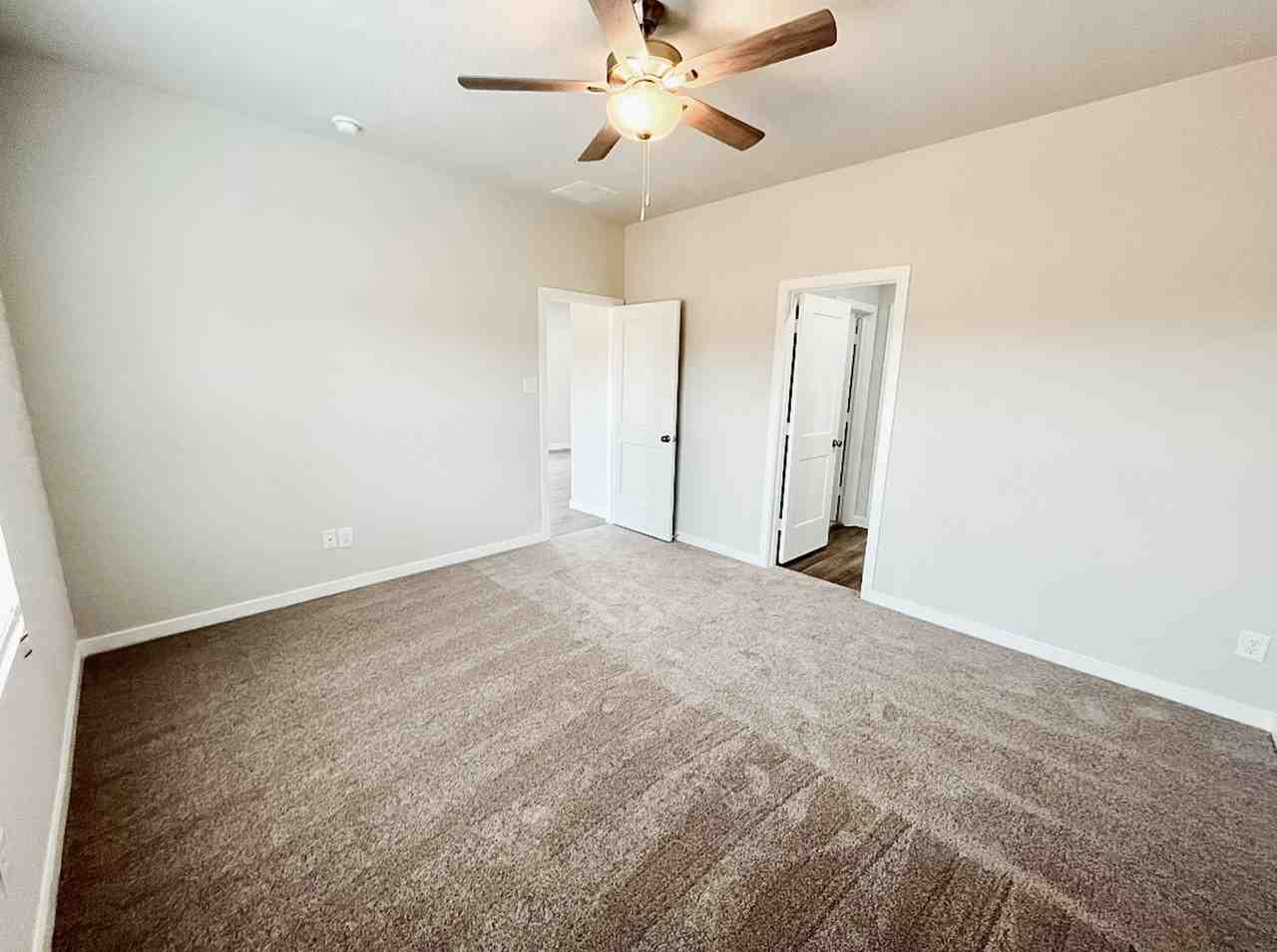 11848 Whirlaway Dr - Photo 7 of 16