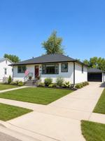 featured image of 1719 Yellowstone Ave