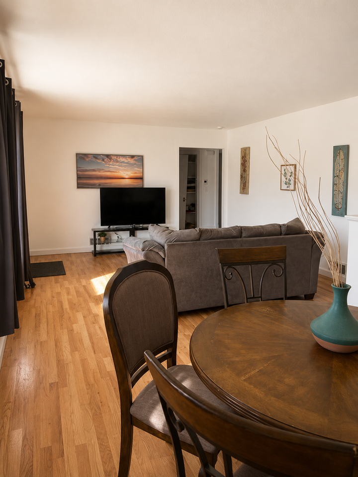 1719 Yellowstone Ave - Photo 3 of 8