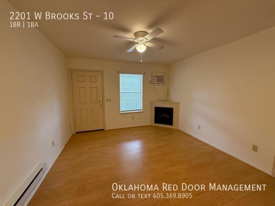 2201 W Brooks St #10 - Photo 2 of 16