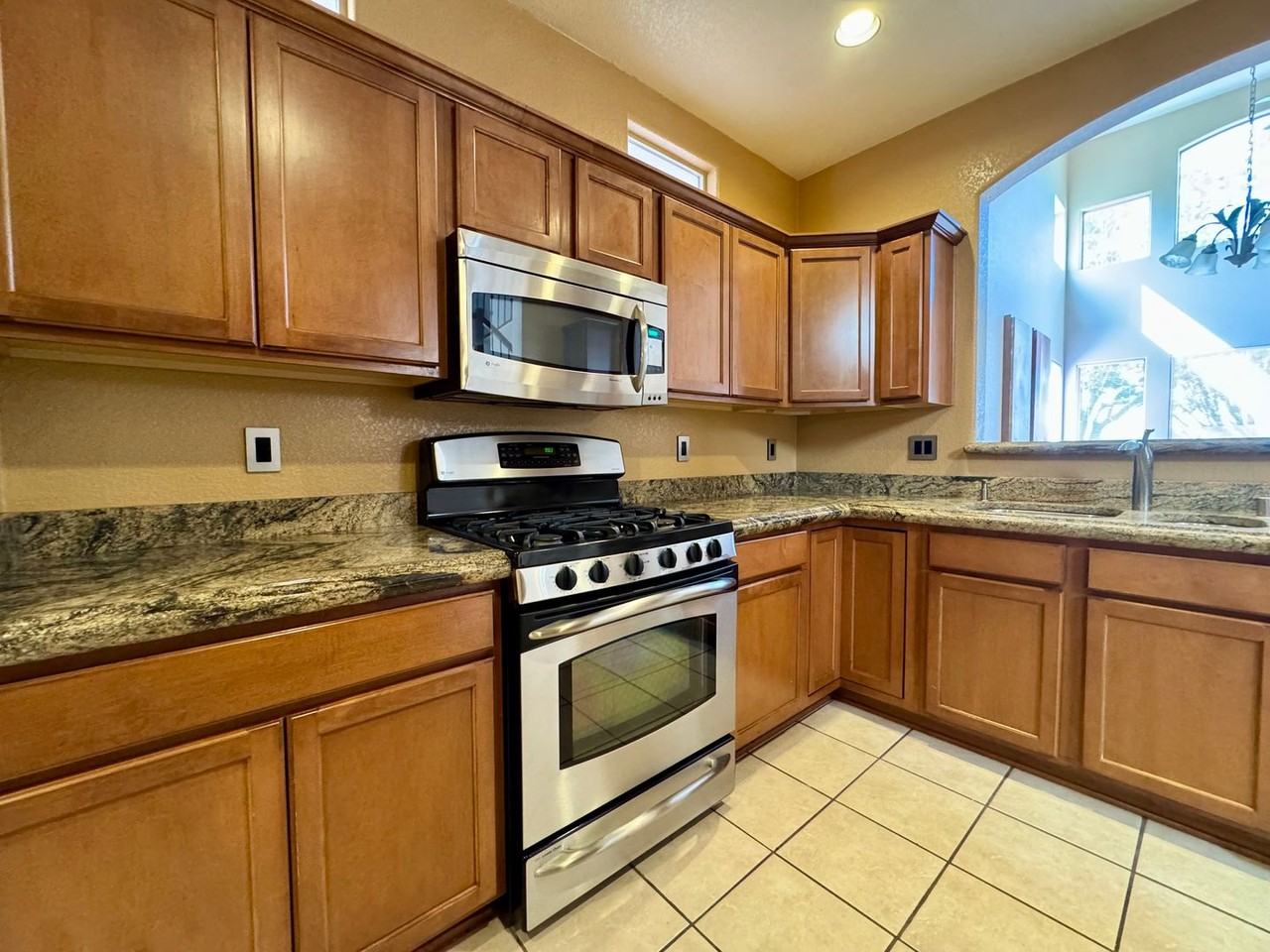 6955 Carmelito Loop Ne - Photo 2 of 19