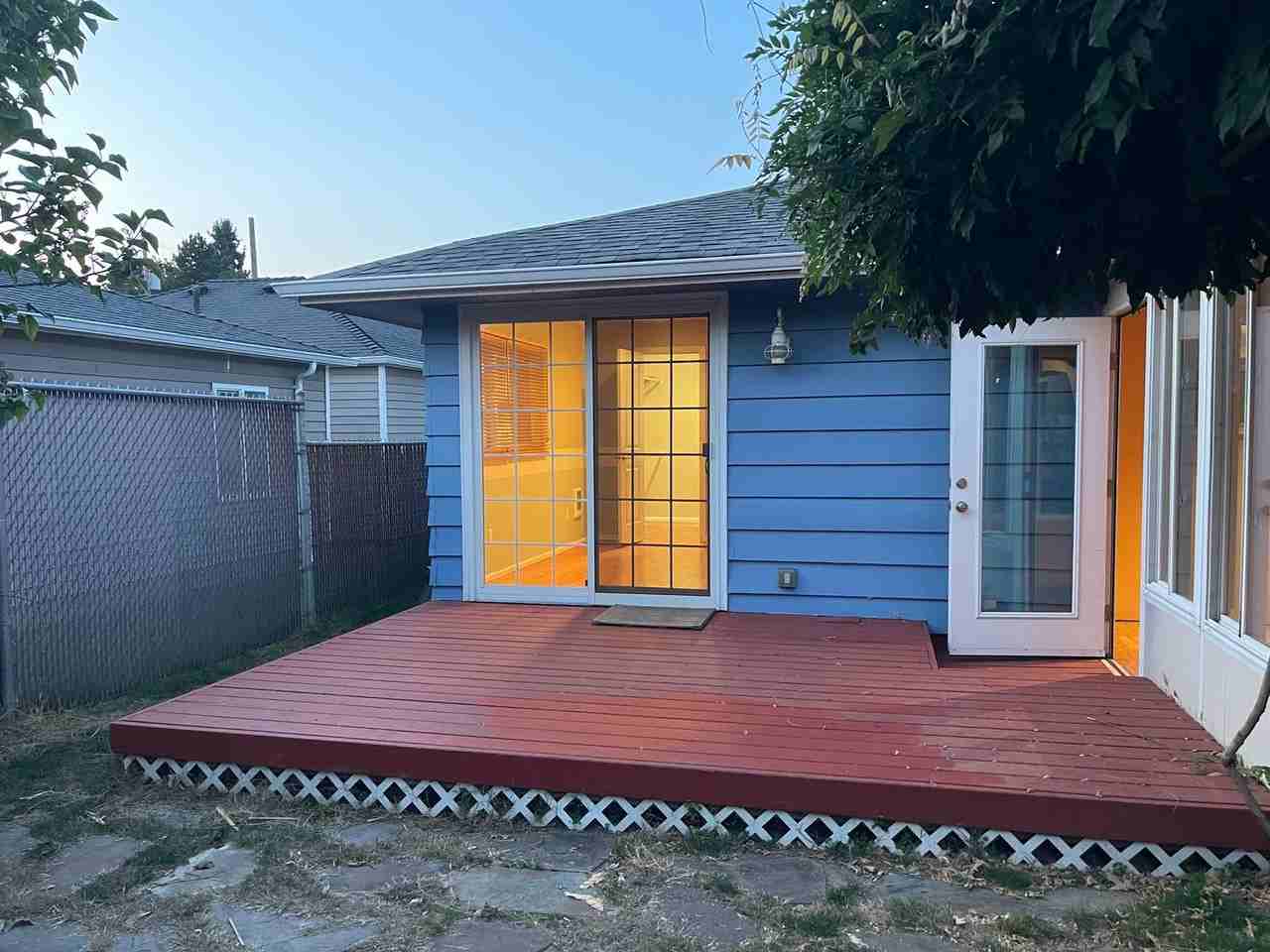 1630 15th Ave Sw - Photo 2 of 39