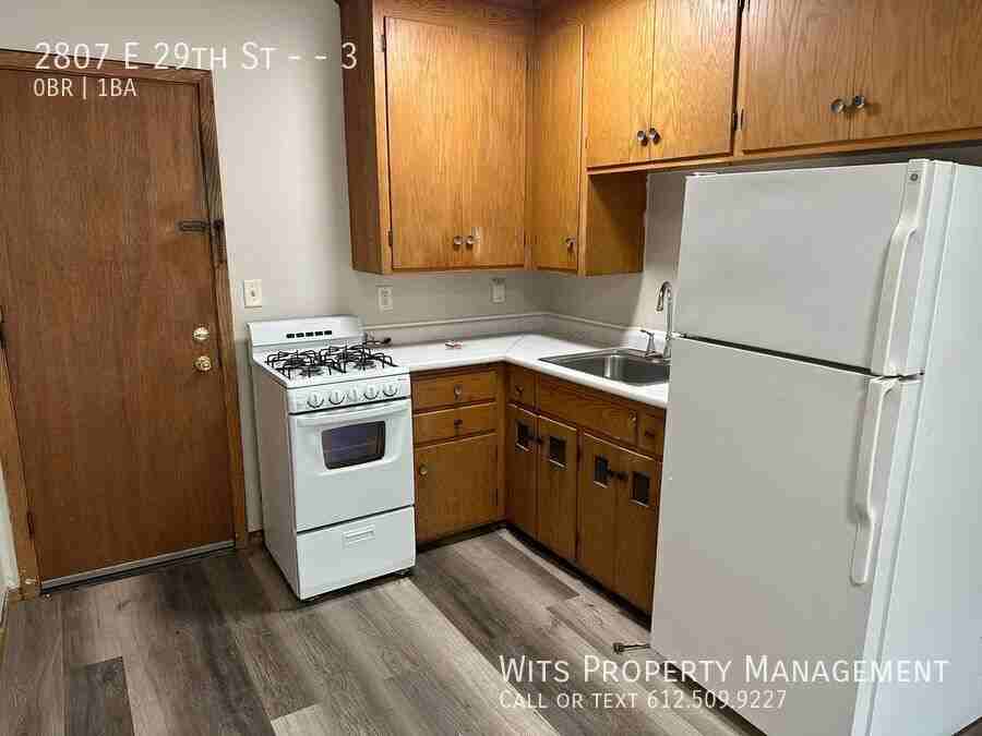 2807 E 29th St #3 - Photo 5 of 10