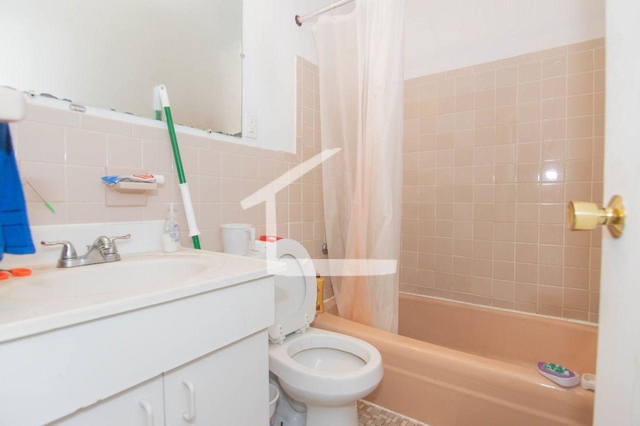 226B Parker Hill Ave - Photo 5 of 6