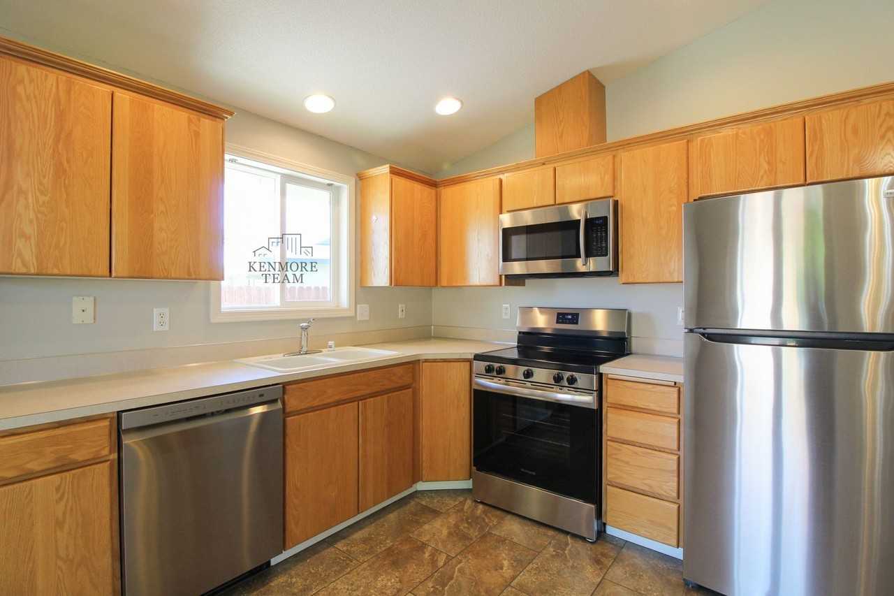 8315 Wrigley Dr - Photo 2 of 19