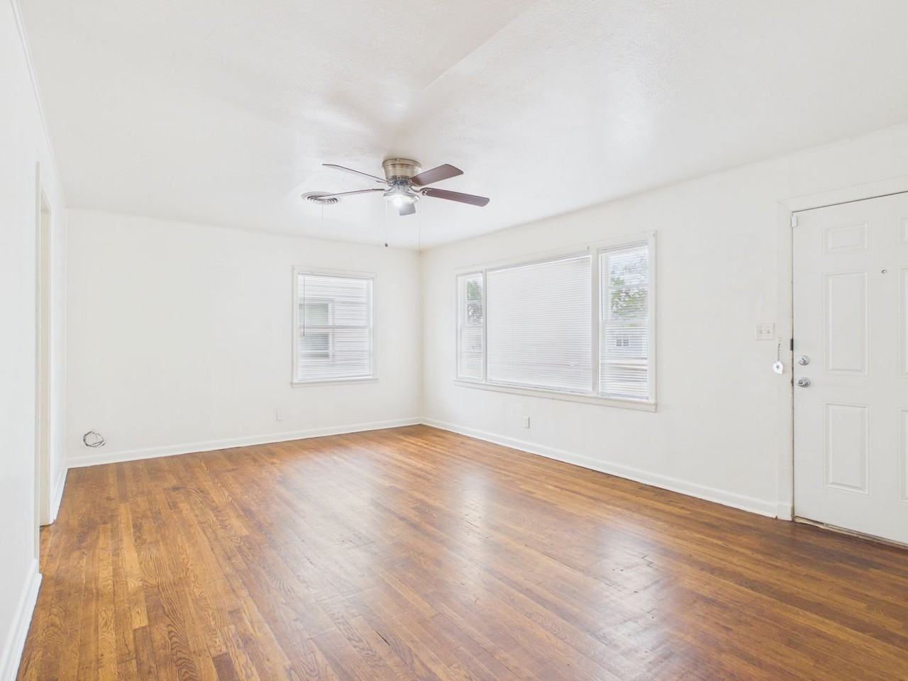 4308 S Jackson St - Photo 5 of 27