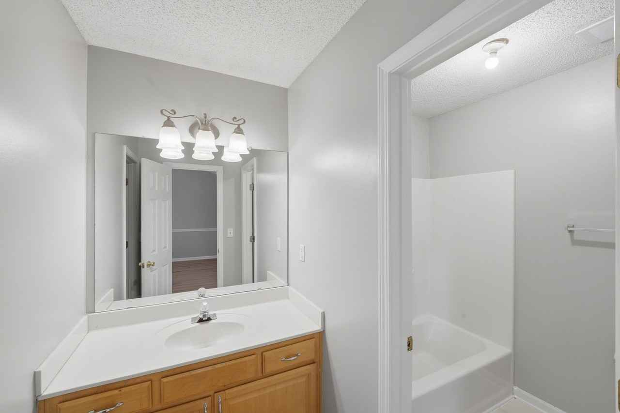 8144 Christmas Ct - Photo 4 of 30