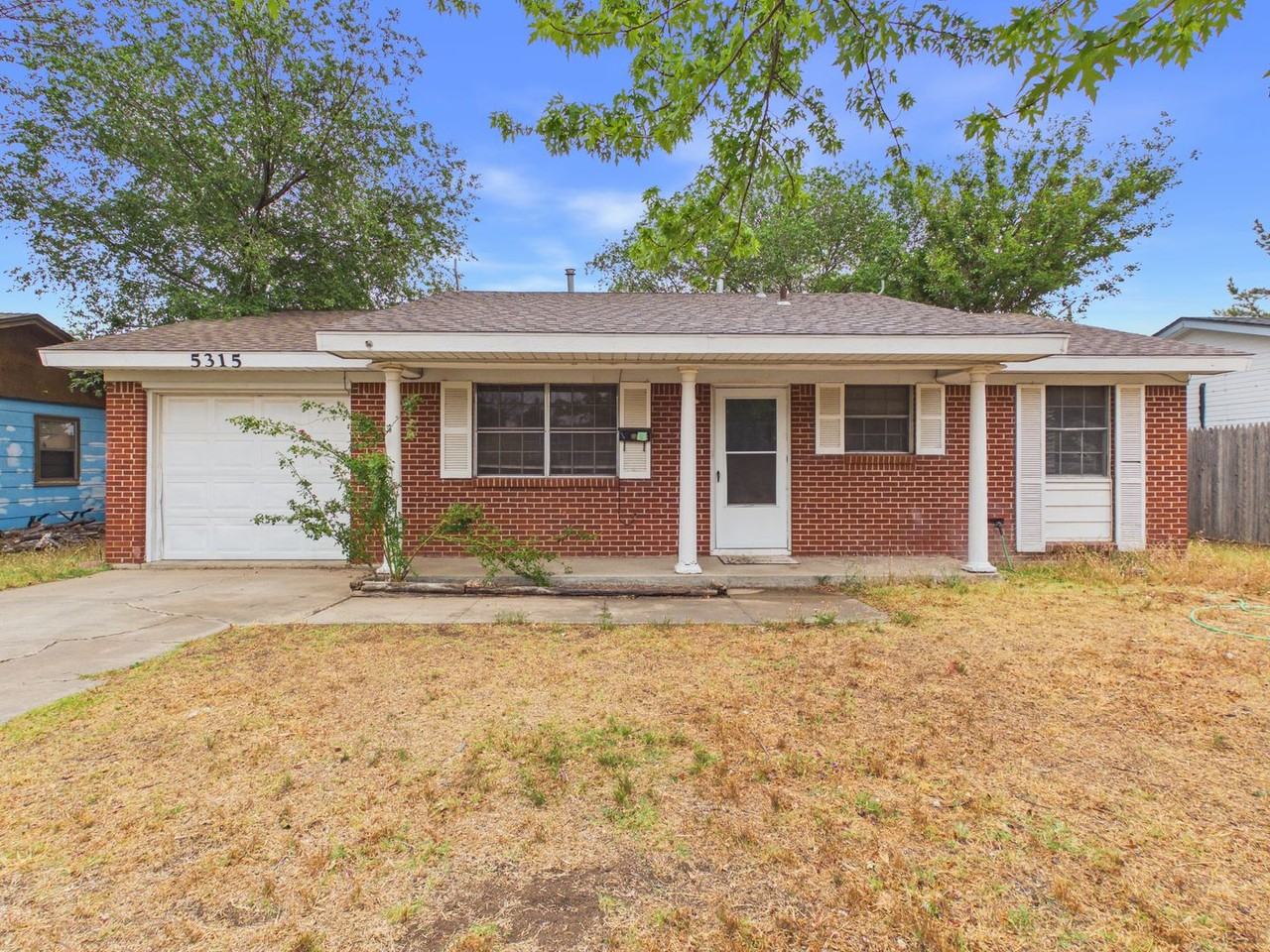 5315 Allen St - Photo 2 of 23