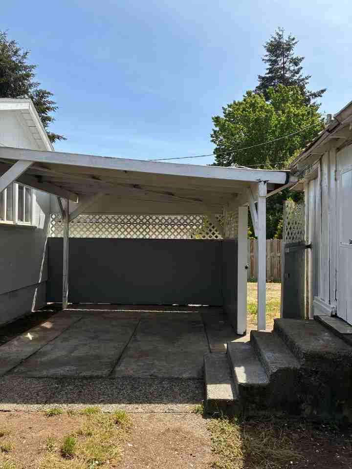 791 N Elliott St - Photo 4 of 26