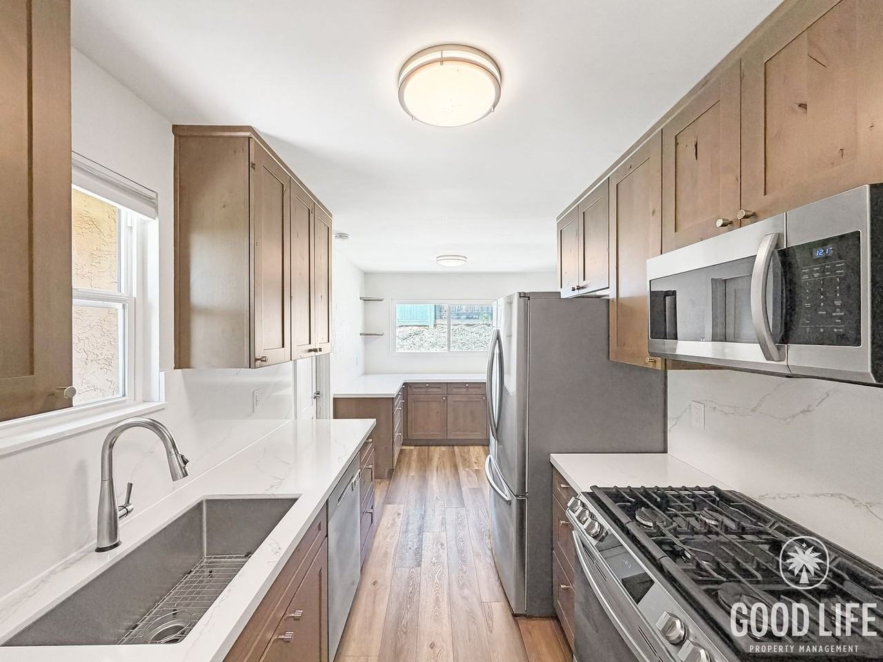 9458 Cathywood Dr - Photo 4 of 20
