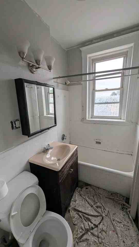 171 Kelton St - Photo 7 of 9