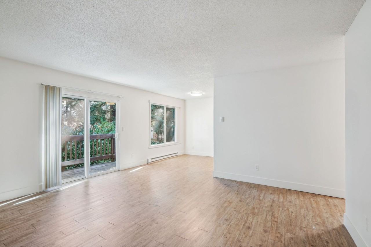 Beverly Grove Apartments - Photo 3 of 23