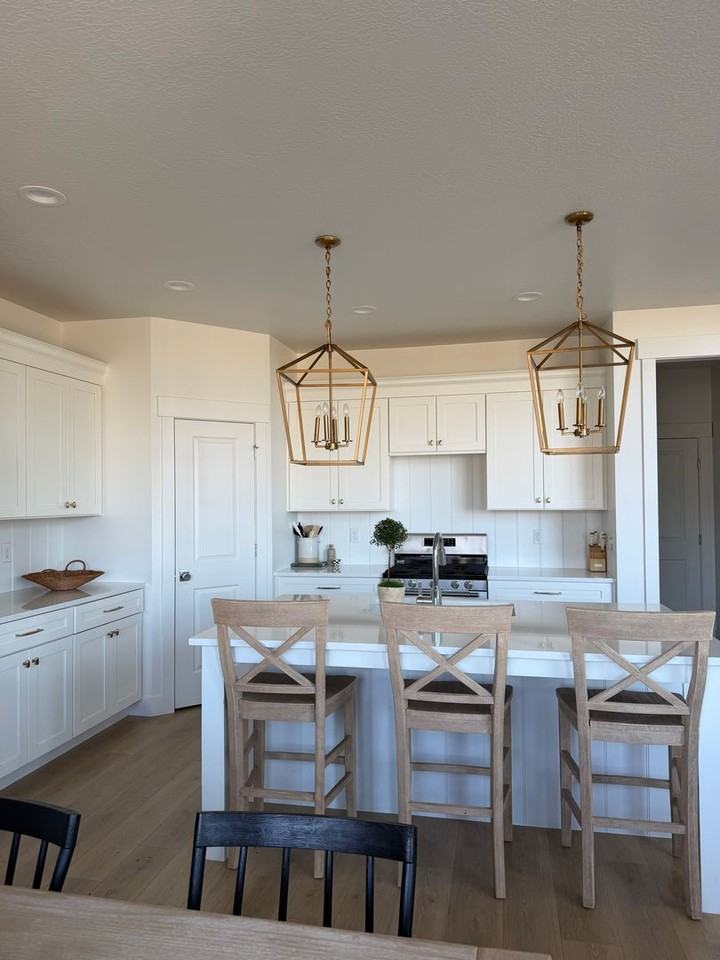 1331 W Quailhill Rd - Photo 3 of 7