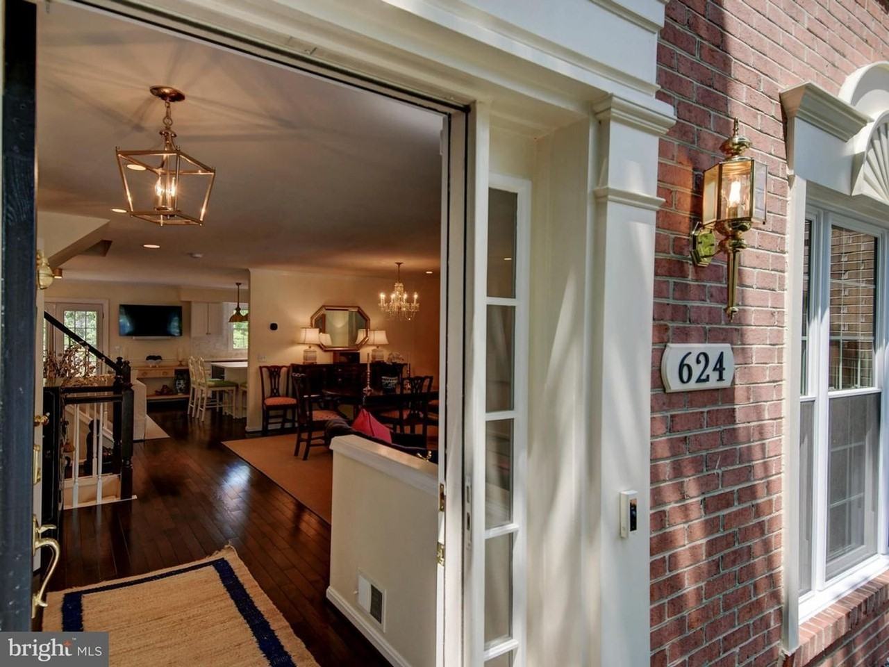 624 Lavenham Ct - Photo 4 of 46