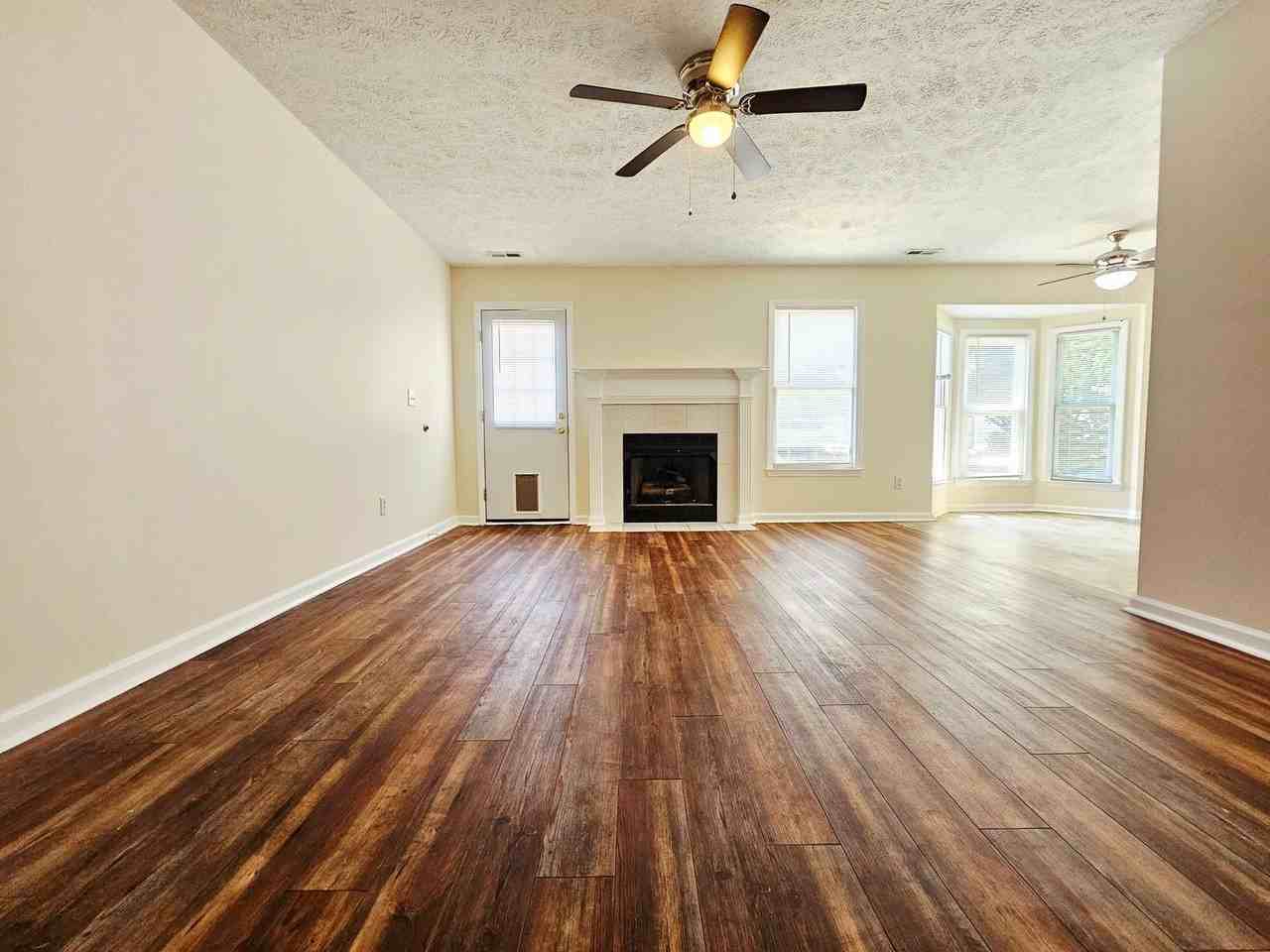 310 Buckeye Dr - Photo 3 of 13