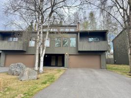 featured image of 2045 Eastridge Dr #9