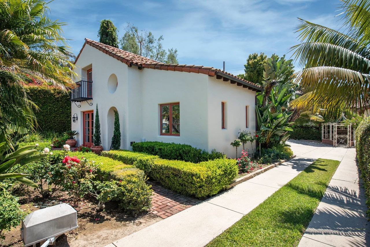 412 Plaza Rubio - Photo 2 of 38