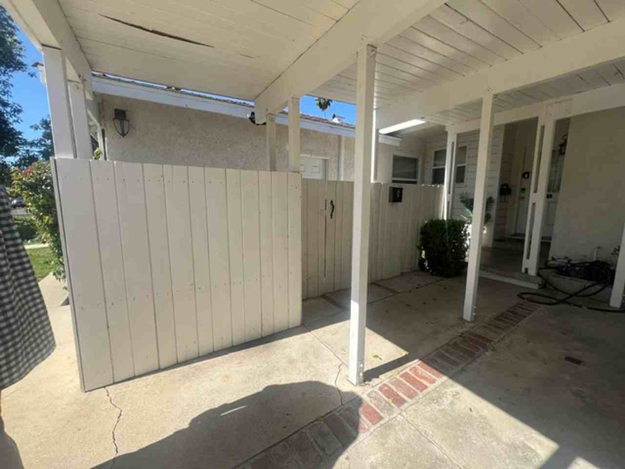 7009 Jumilla Ave #B - Photo 3 of 17