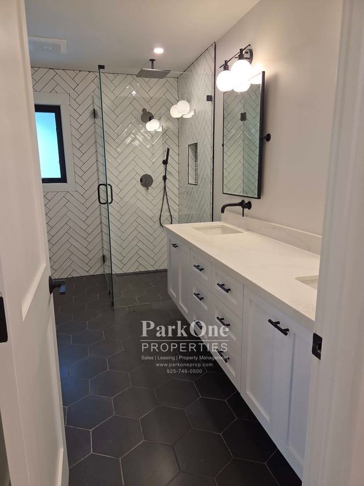 225 Vallecito Ln - Photo 7 of 17