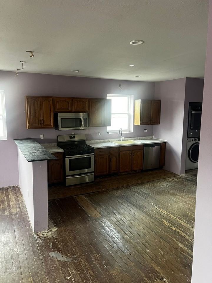 513 Main St - Photo 5 of 13