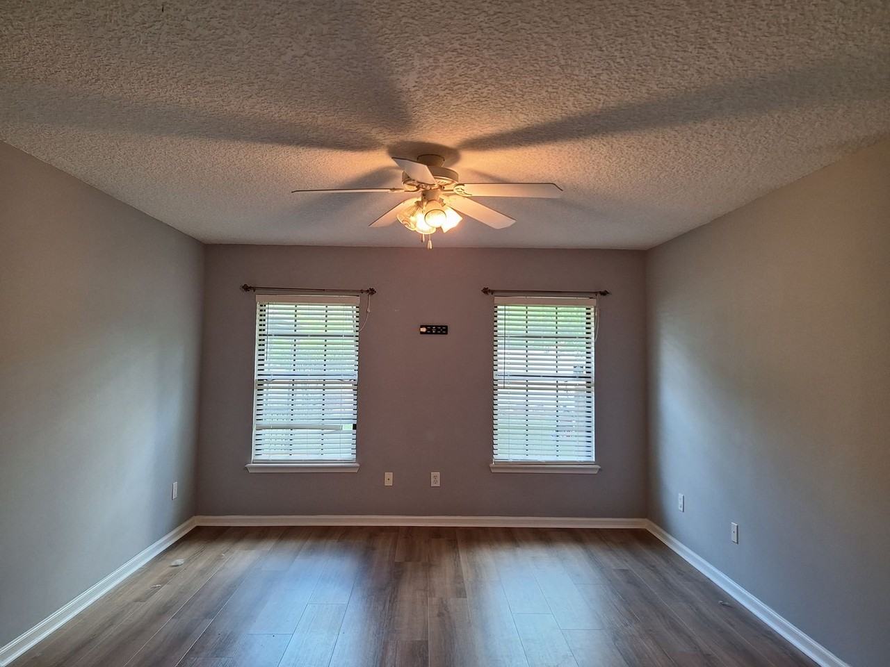 513 White Jasmine Way - Photo 7 of 20