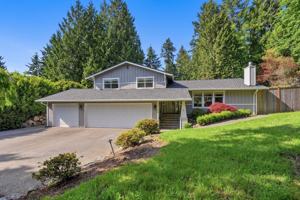 featured image of 11736 Ne 30th Pl