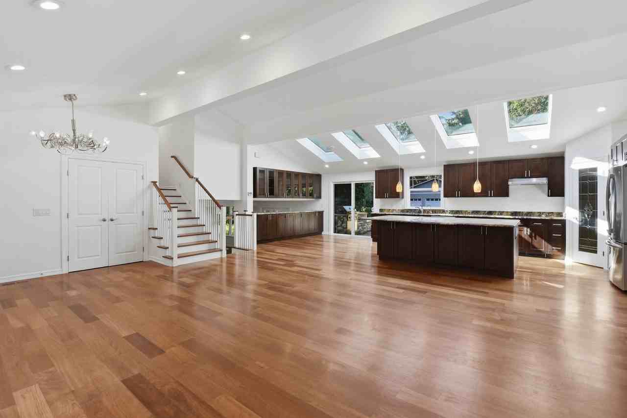 11736 Ne 30th Pl - Photo 3 of 23