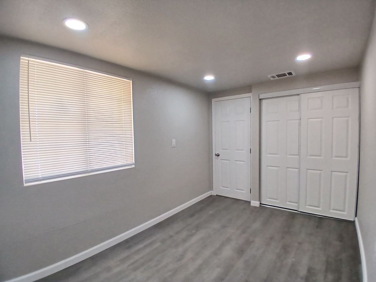 114 5th St - Photo 4 of 16