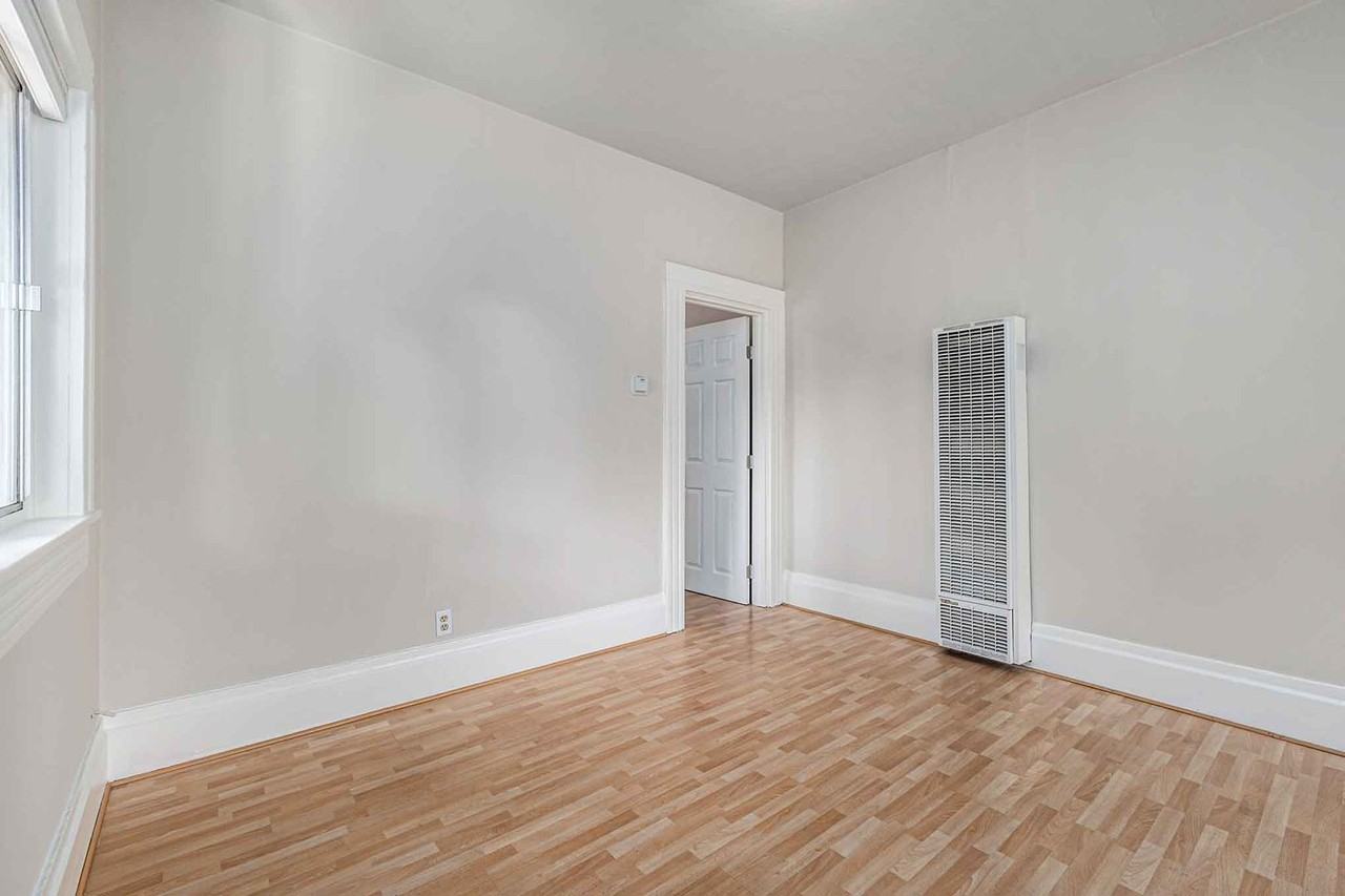 1617 8th St #E - Photo 2 of 14