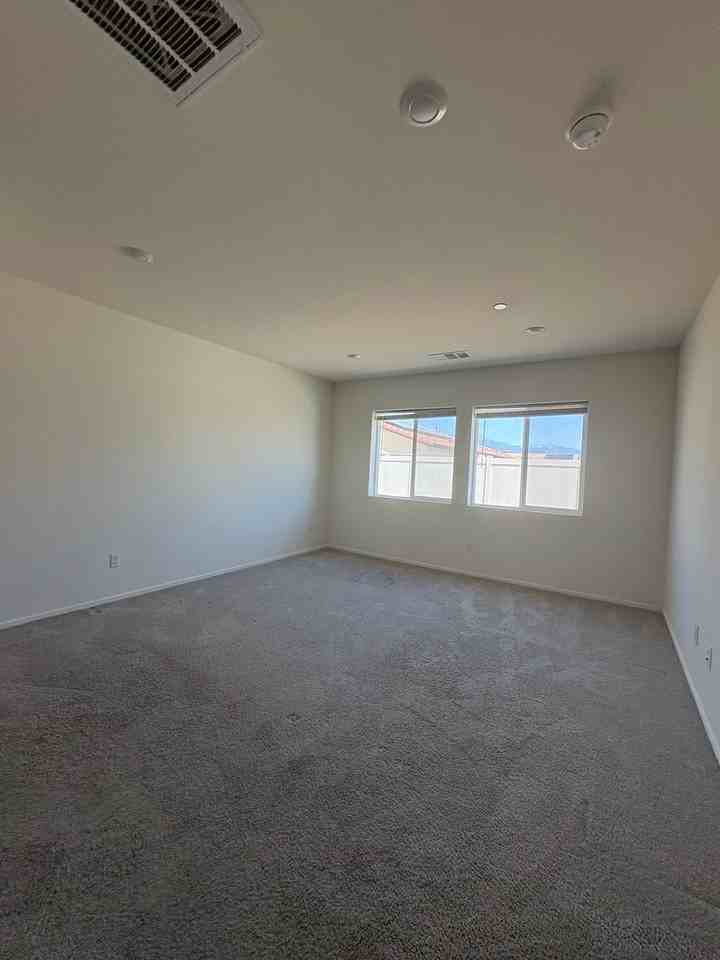 1460 Caprice Ct - Photo 6 of 16