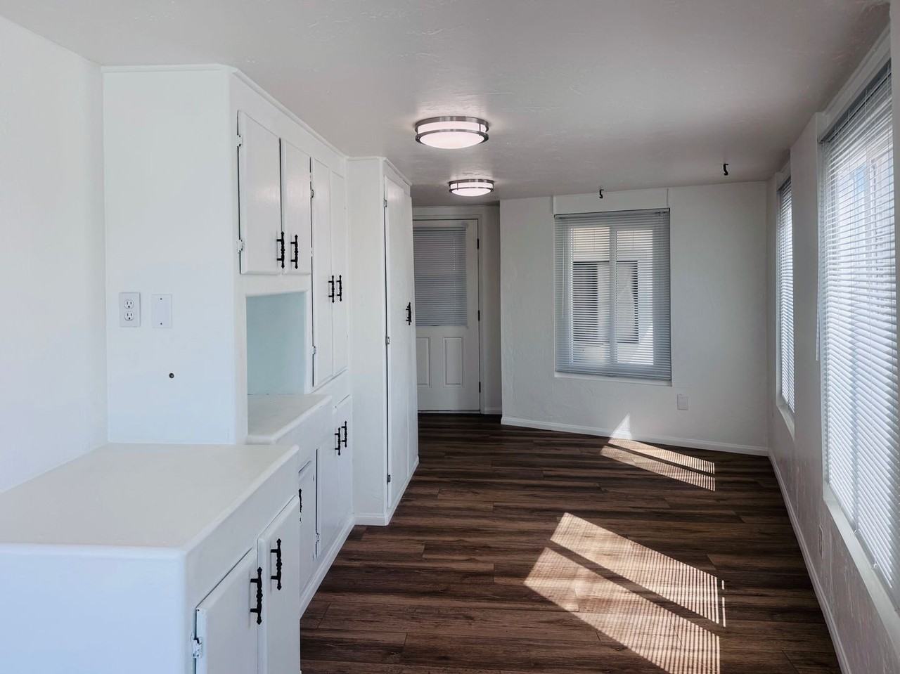 909 Richland Rd #142 - Photo 5 of 28