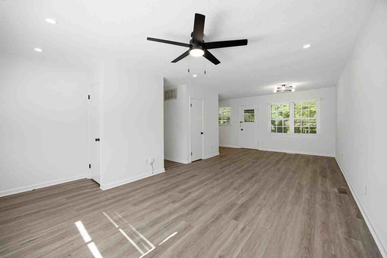 1129 Marlborough Rd - Photo 6 of 28