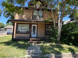 featured image of 819 Taylor St
