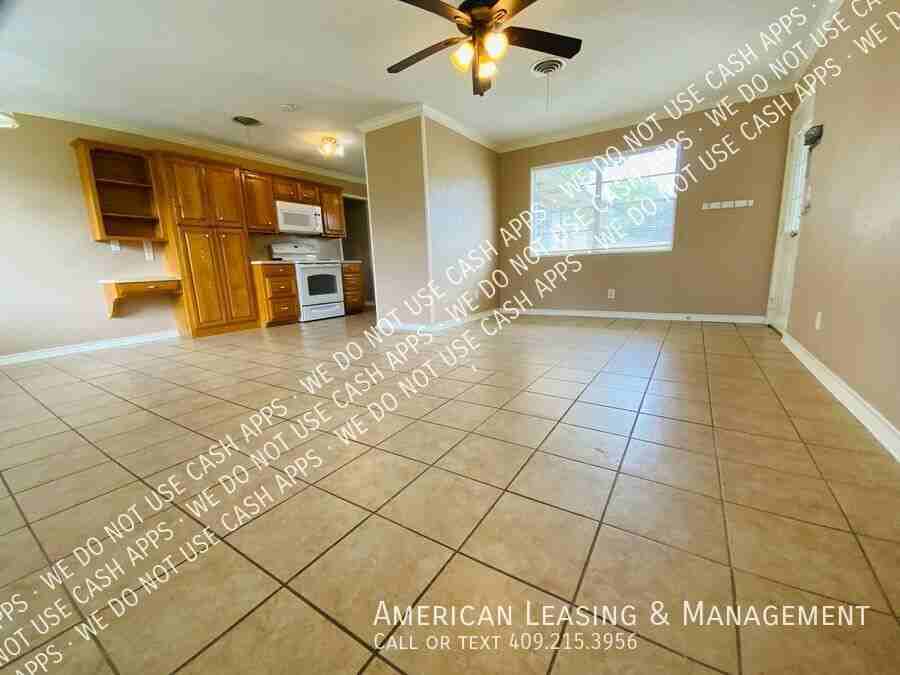 3901 Beverly Ave - Photo 2 of 13