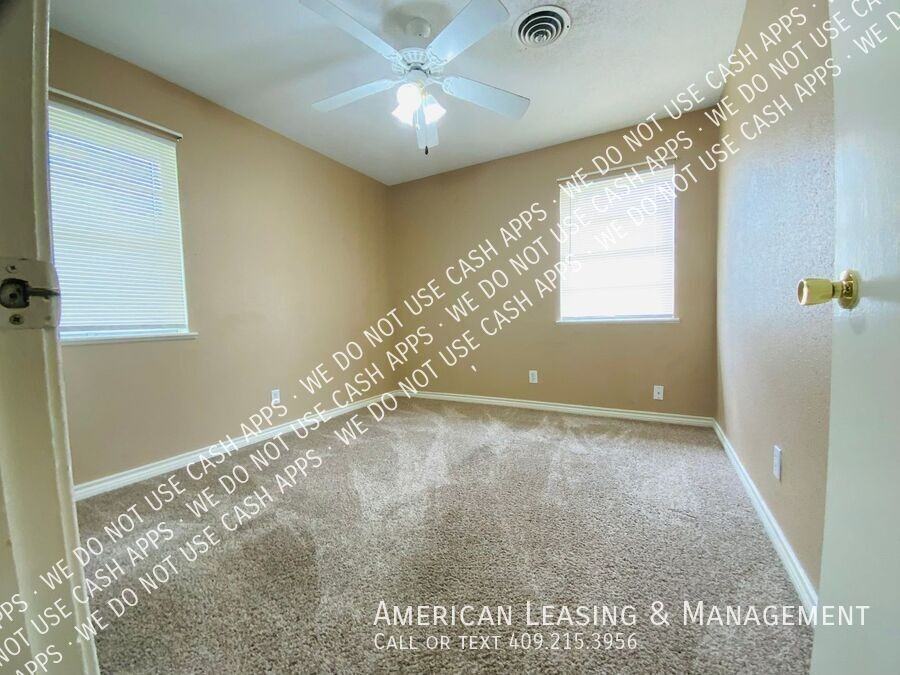 3901 Beverly Ave - Photo 6 of 13