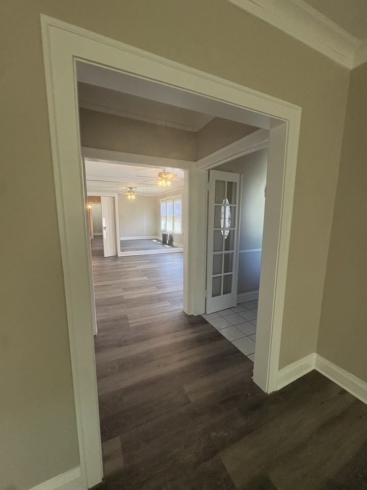 7607 S Wolcott Ave #1 - Photo 3 of 23