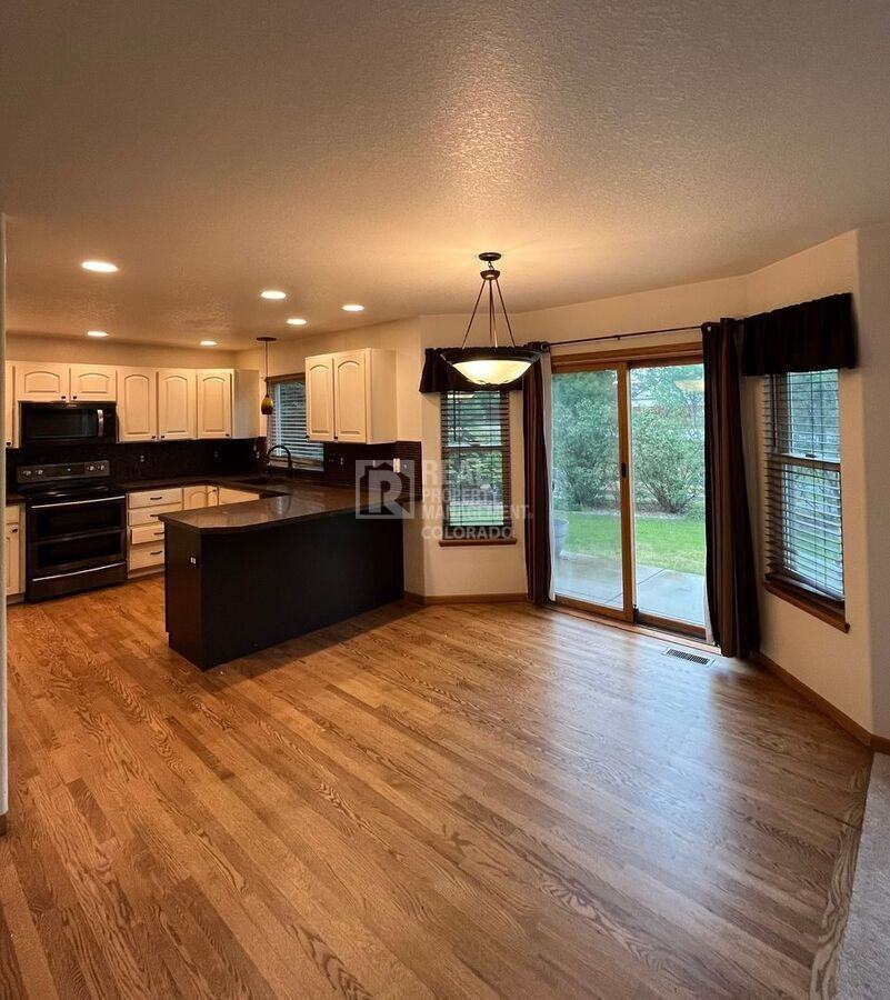 2511 Glendale Ct - Photo 7 of 24