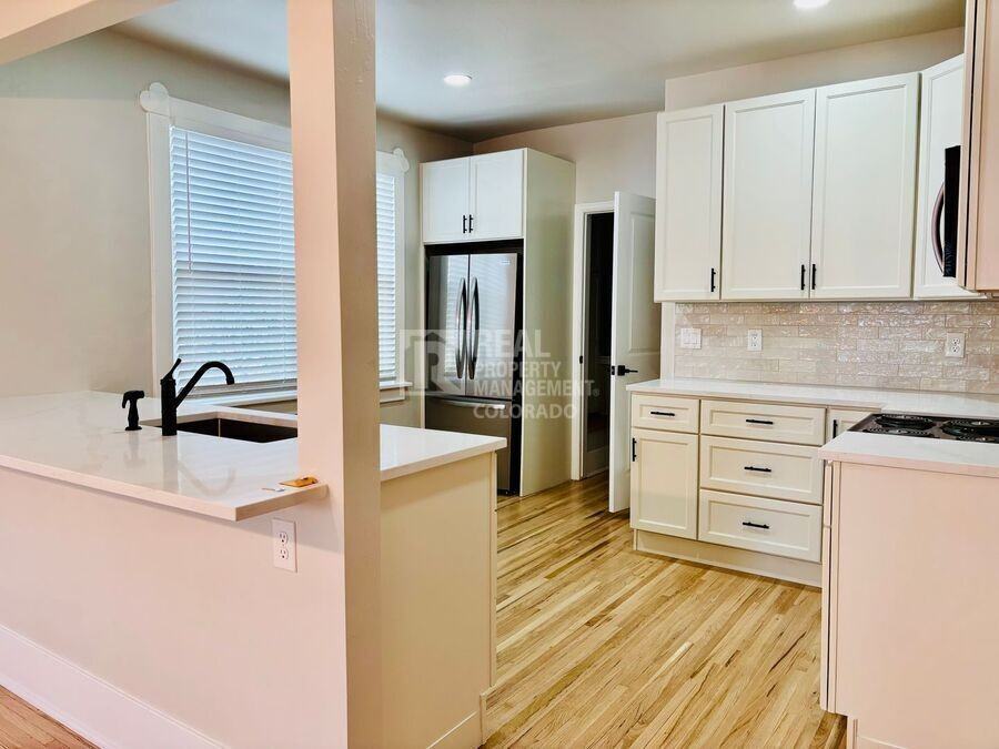 1415 Raleigh St #A - Photo 4 of 10