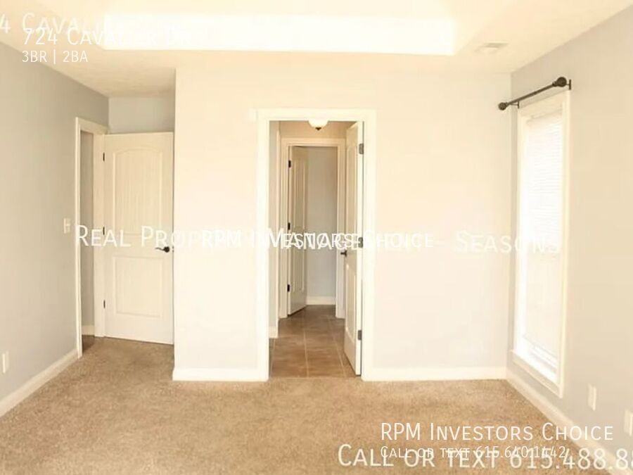 724 Cavalier Dr - Photo 7 of 9