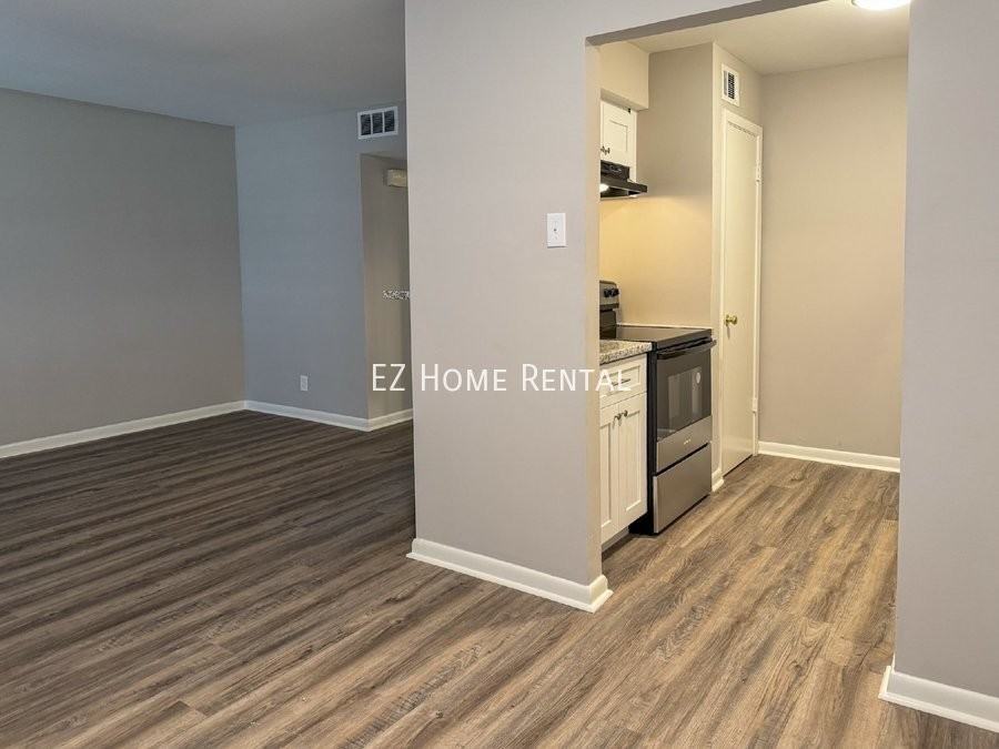 2101 6th Ave N - Photo 3 of 16