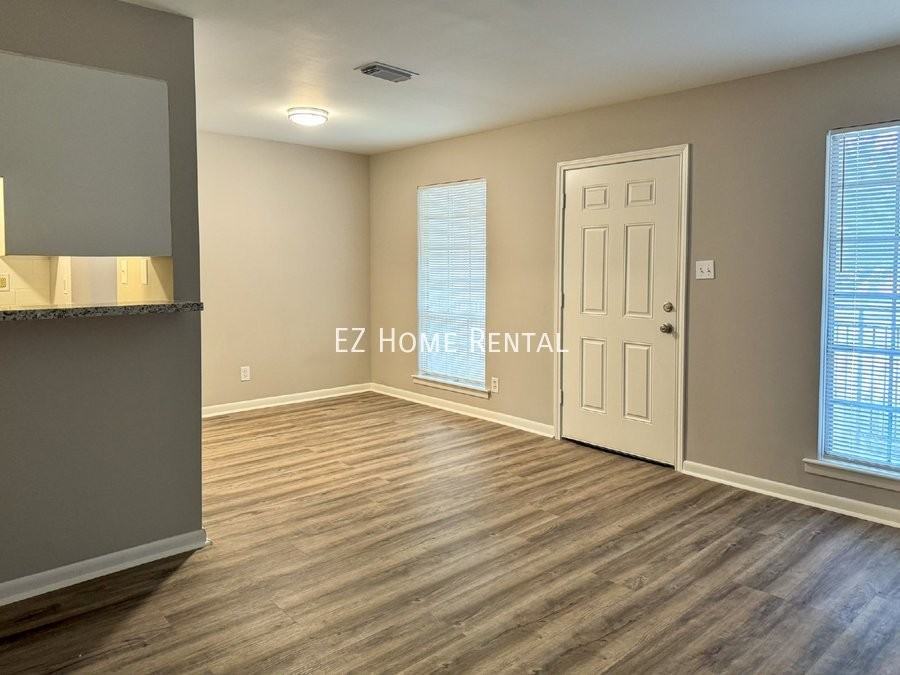 2101 6th Ave N - Photo 4 of 16