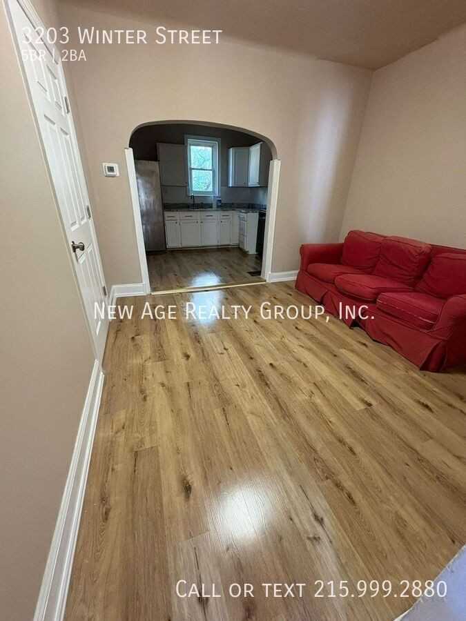 3203 Winter St - Photo 2 of 9