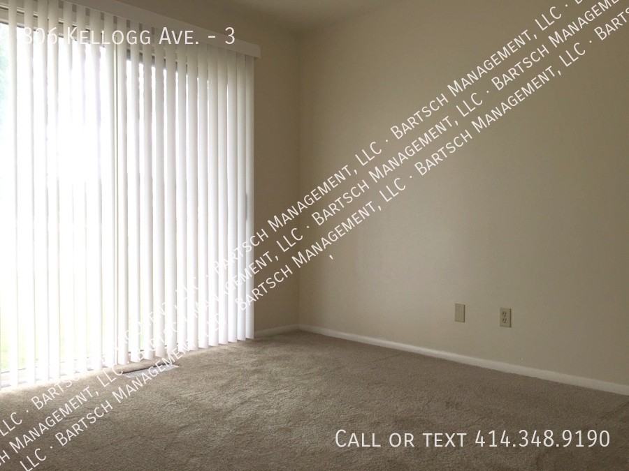 806 Kellogg Ave #3 - Photo 5 of 6