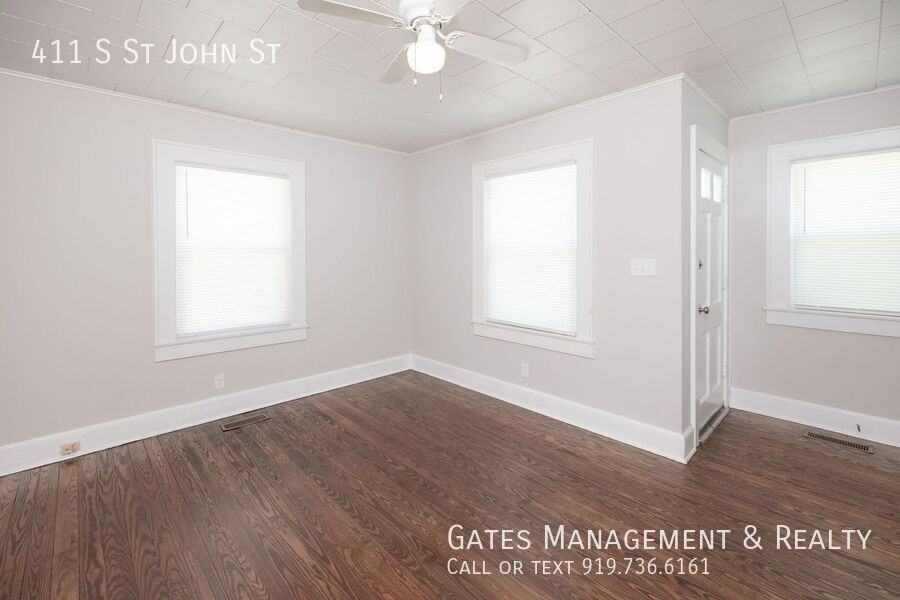 411 S Saint John St - Photo 6 of 17