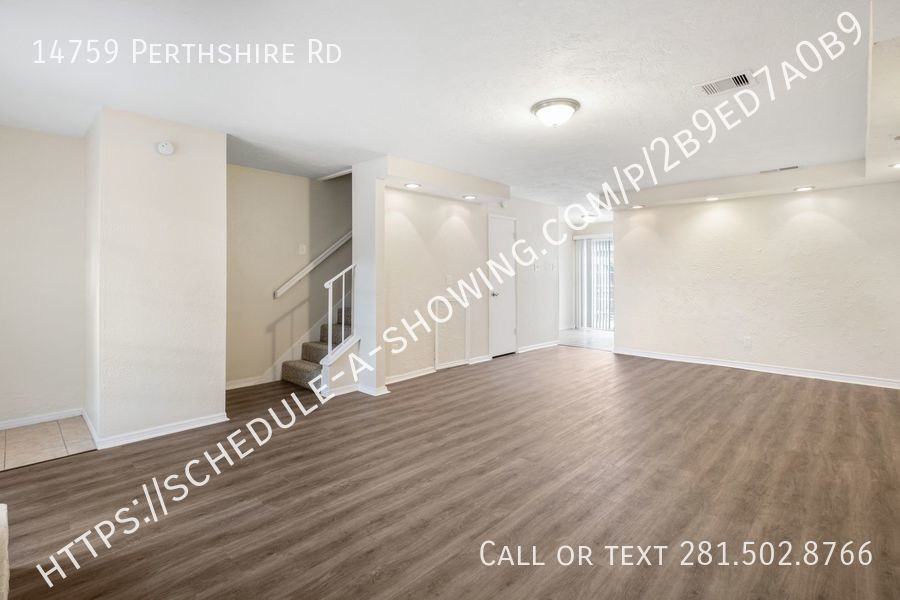 14759 Perthshire Rd - Photo 2 of 10