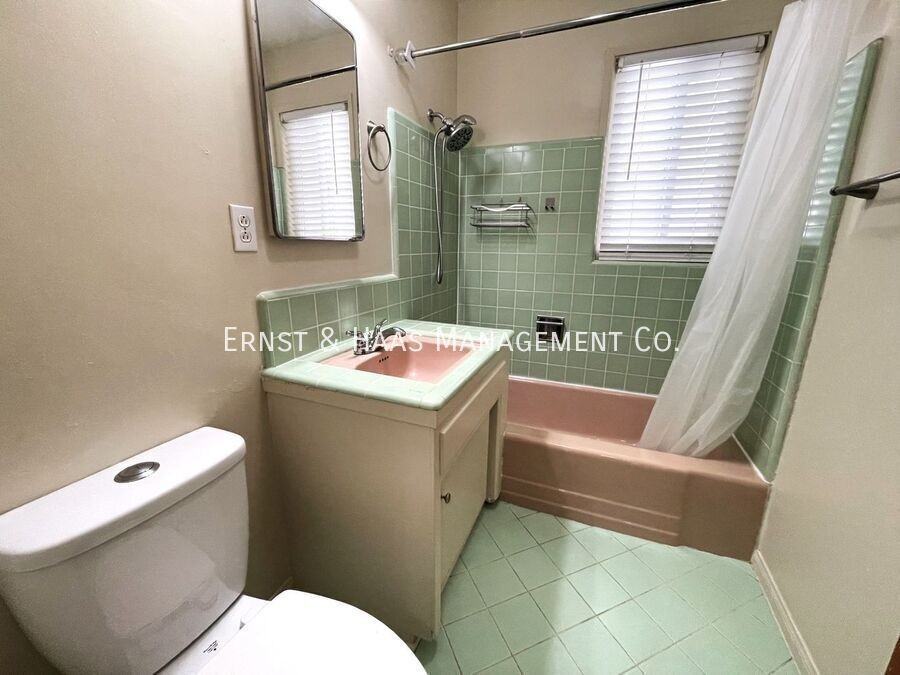 626 Chestnut Ave #06 - Photo 4 of 7