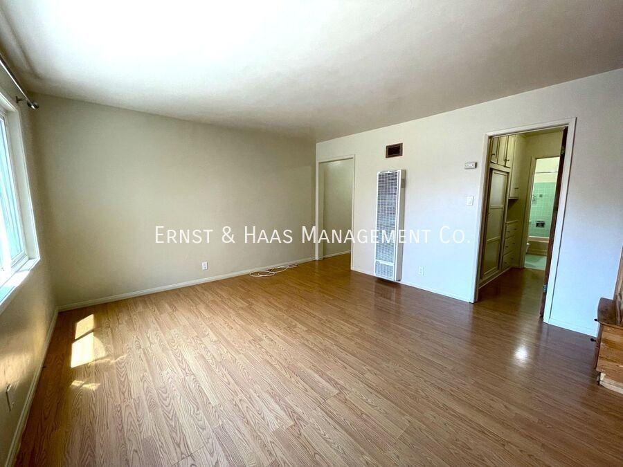 626 Chestnut Ave #06 - Photo 6 of 7