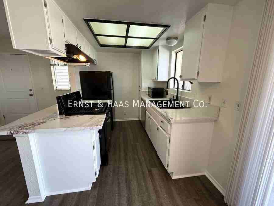 841 Gardenia Ave #308 - Photo 7 of 12