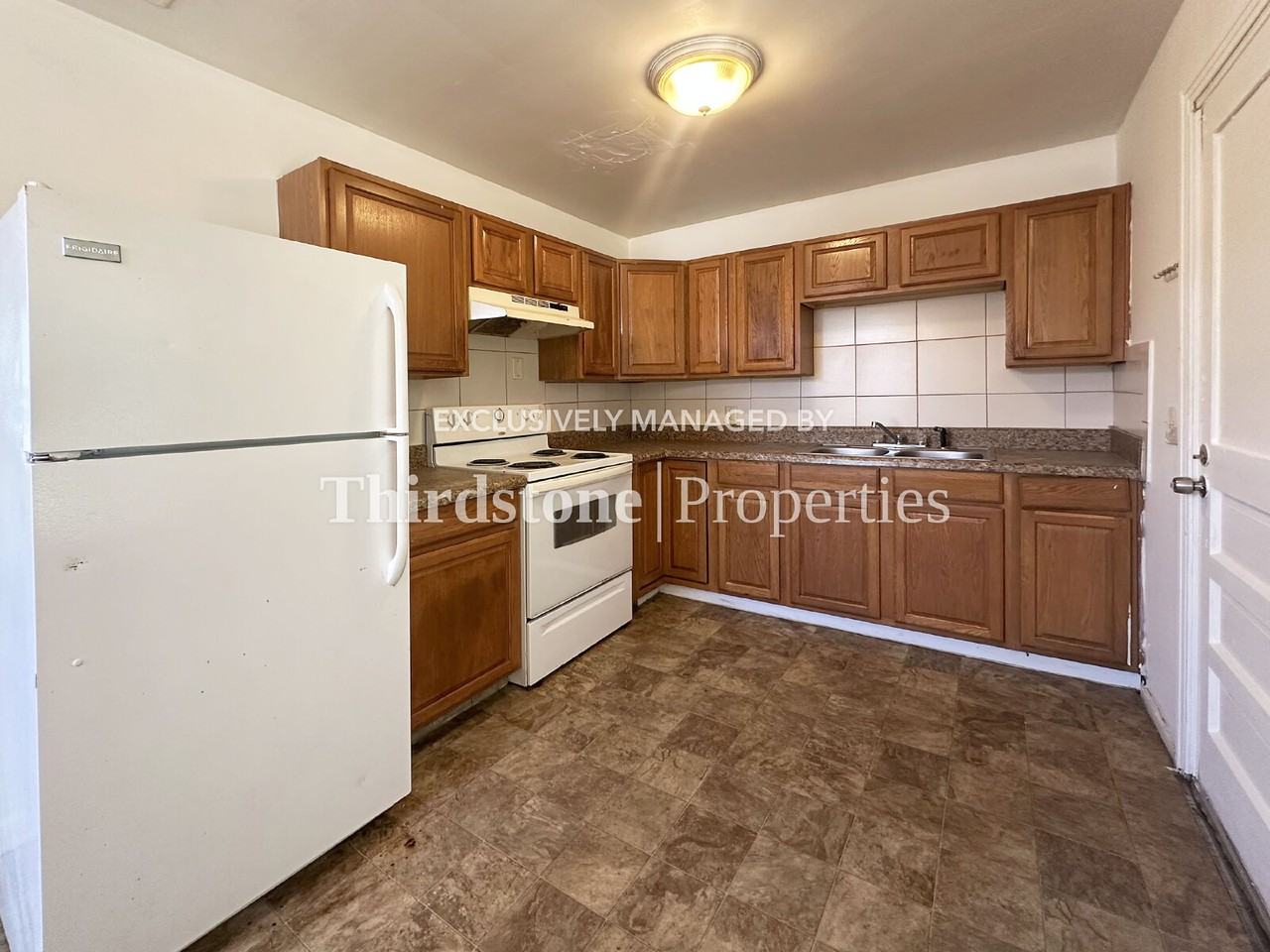 5638 Vernon Rd - Photo 3 of 19