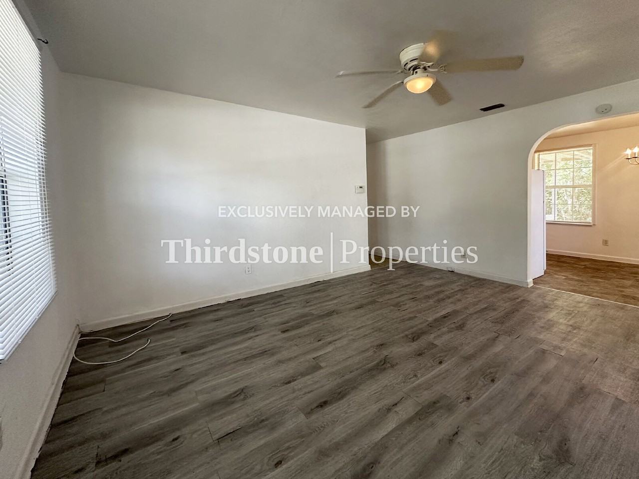 5638 Vernon Rd - Photo 5 of 19